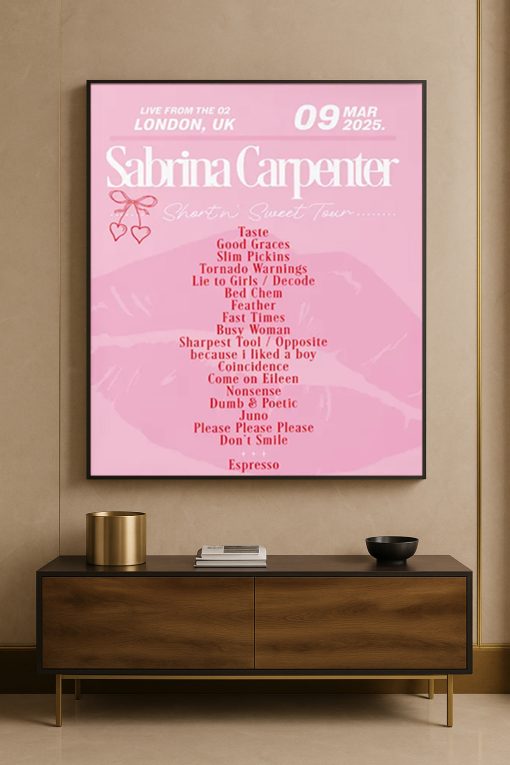 Sabrina Carpenter 2025 UK & Ireland Tour Setlist Poster Print – Concert Memorabilia Wall Art